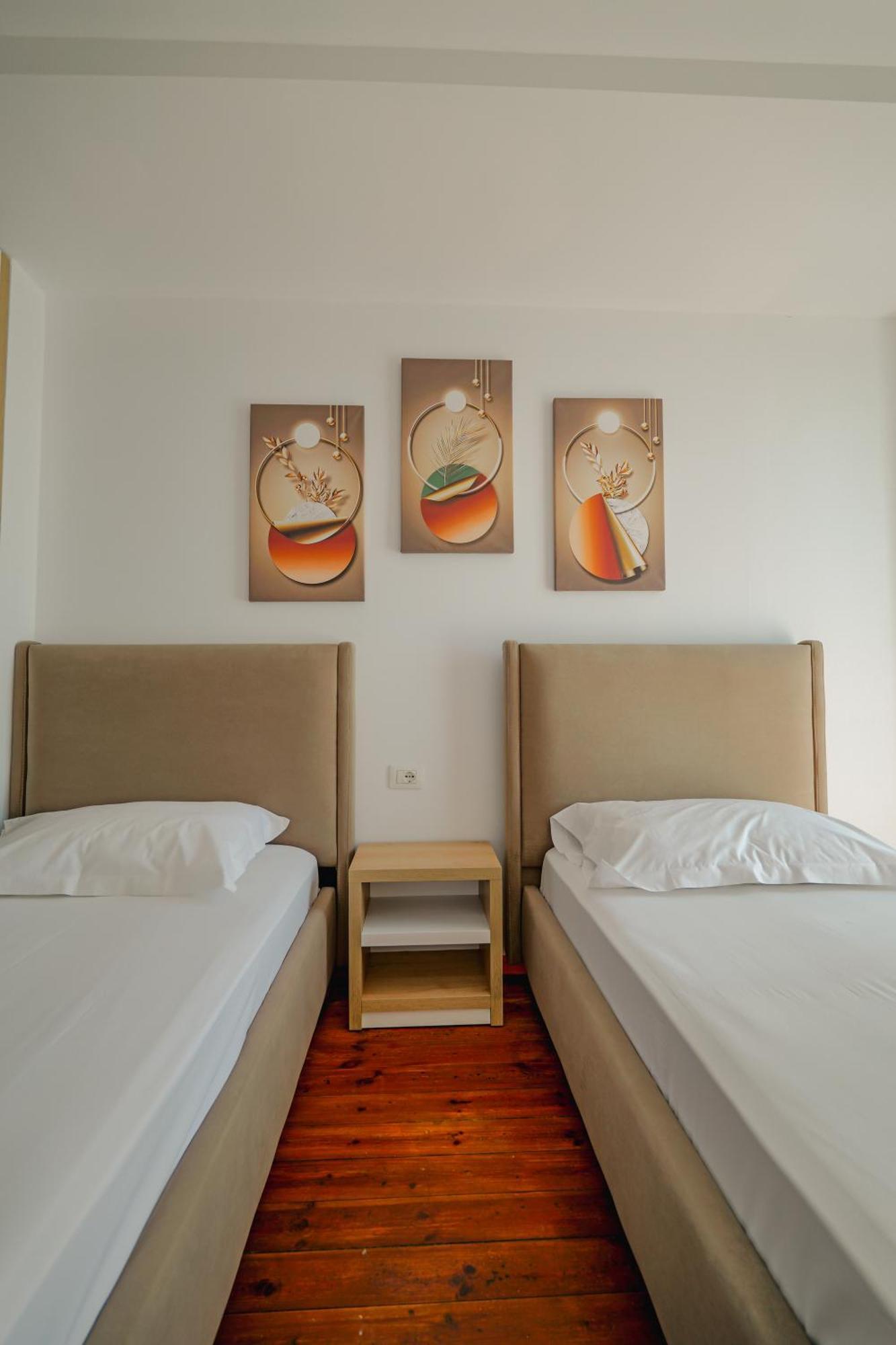 Hotel Summer Sarandë Exterior foto