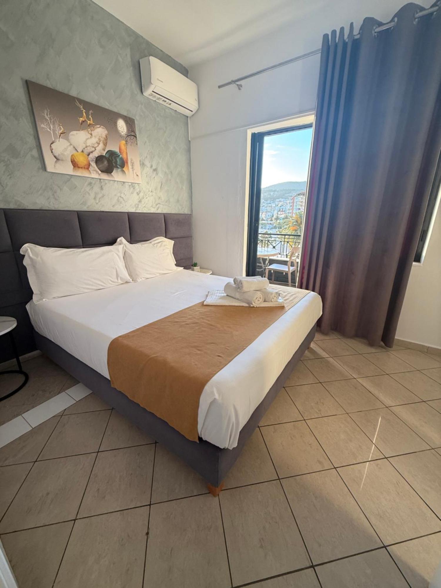 Hotel Summer Sarandë Exterior foto